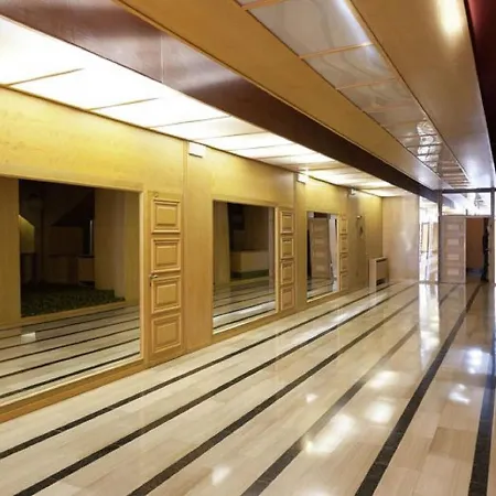 Сasa de vacaciones Amazing Apartment In Valbrona With Shared Pool *