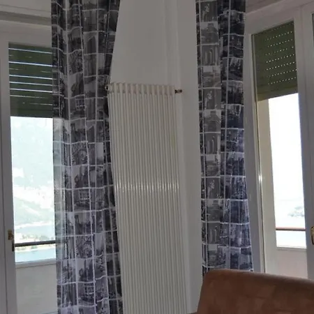 בית נופש Amazing Apartment In Valbrona With Shared Pool *